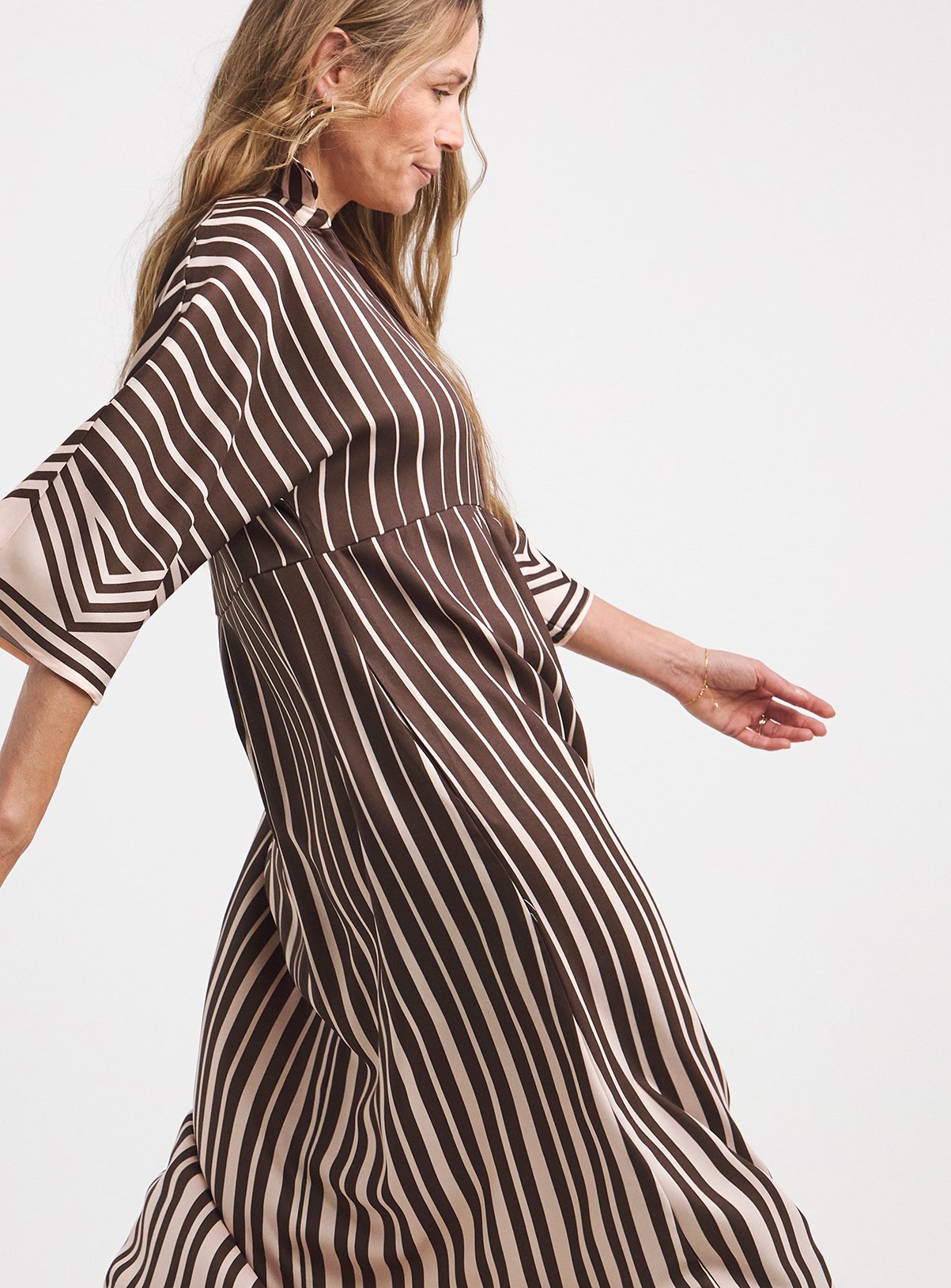 JD WILLIAMS Border Print Textured Placket Detail Smock Dress 30 - Image 3 thumbnail